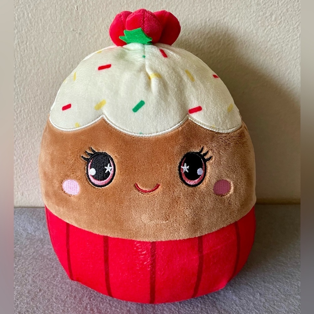Squishmallows 8" Peppermint Christmas Cupcake